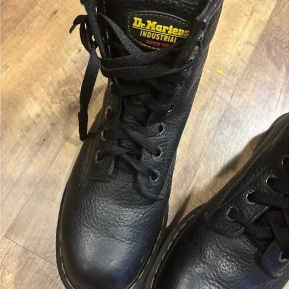 Dr Marten’s 1460 Slip Resistant Steel Toe Boots - Picture 5 of 7